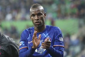 法尔克：杰克逊租借加盟拜仁已成定局，相关谈判昨日取得突破进展