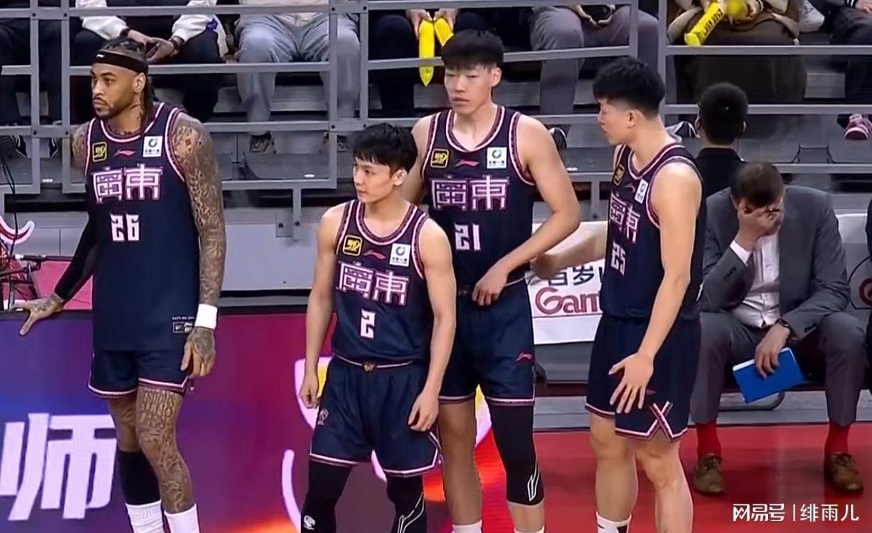 mk体育官网-挤走崔永熙？广东队扶正“暴力三号位”，杜锋终于迎来争冠底牌！